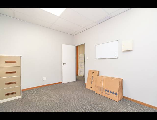 440M² BUILDING FOR SALE IN BLACKHEATH